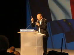 Jean-Luc Bennahmias à la tribune à Lyon